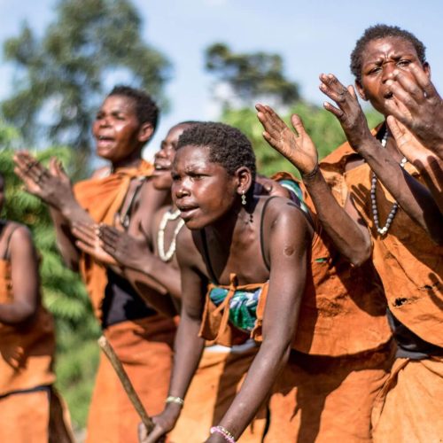 Batwa-Tribe-of-Bwindi