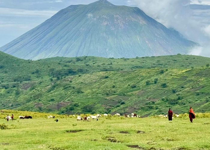 Ol doinyo Lengai Mountain and Trekking 2 (1)