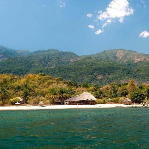 White-Sands-and-Blue-Water-of-Lake-Tanganyika (1)